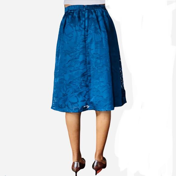 Forever 21 Floral Print Skirt with Slip - Picture 4 of 4